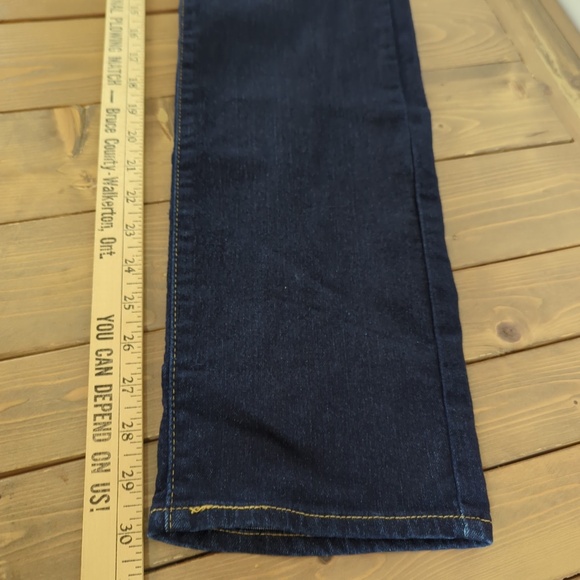 Levi’s 312 Shaping Slim Straight Leg Dark Wash Jeans - Picture 9 of 14